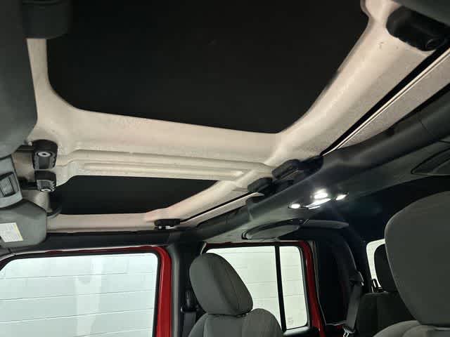 Thumbnail: 2021 Jeep Gladiator - 28