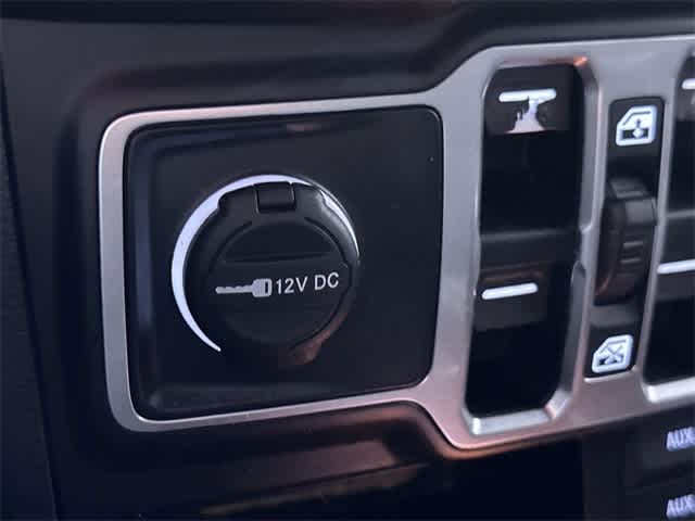 Thumbnail: 2018 Jeep Wrangler - 26