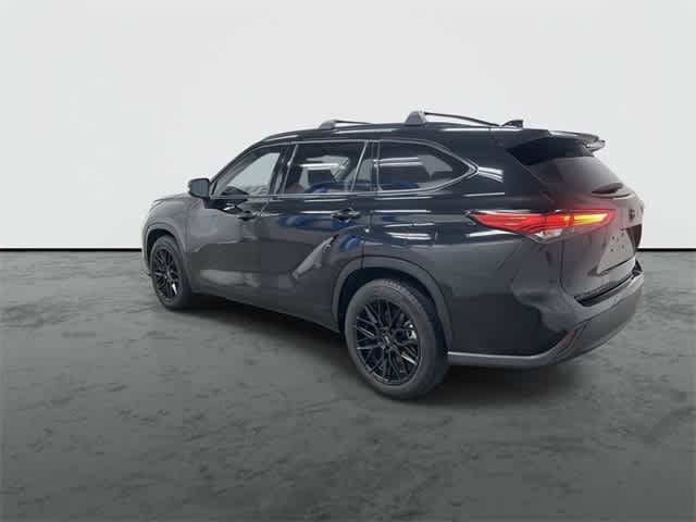 Thumbnail: 2020 Toyota Highlander - 9