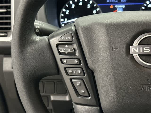 Thumbnail: 2022 Nissan Frontier - 17