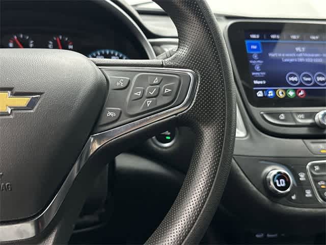 Thumbnail: 2024 Chevrolet Malibu - 18