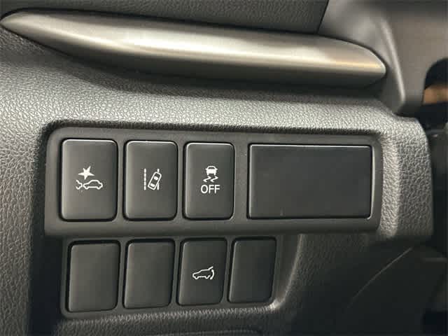 Thumbnail: 2024 Mitsubishi Eclipse Cross - 19