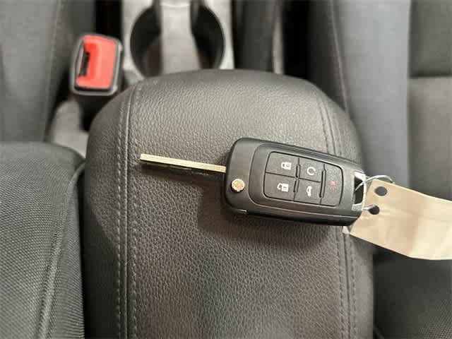 Thumbnail: 2016 Chevrolet Cruze - 32