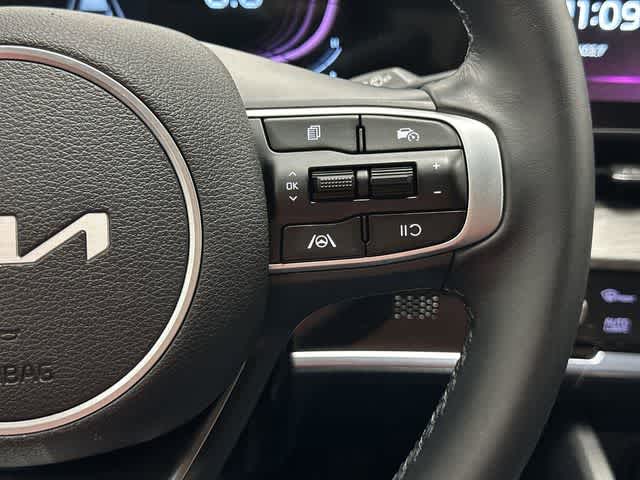 Thumbnail: 2025 Kia Sportage - 17