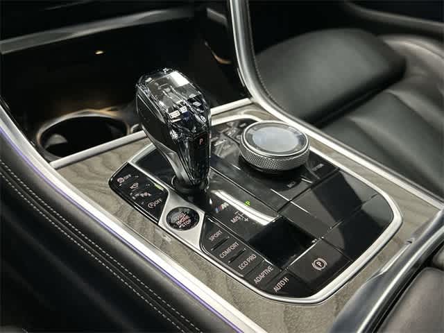 Thumbnail: 2022 BMW 8 Series - 25
