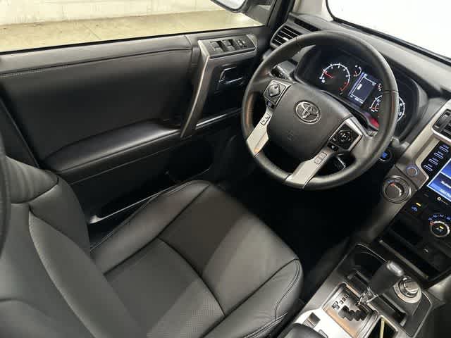 Thumbnail: 2024 Toyota 4Runner - 12