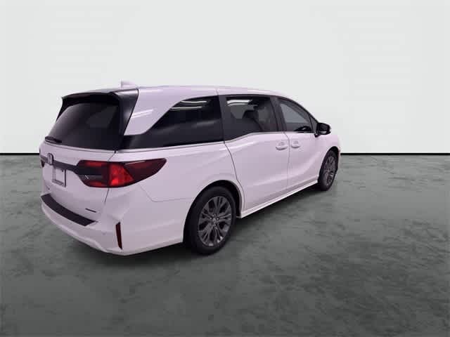 2025 Honda Odyssey Touring 8