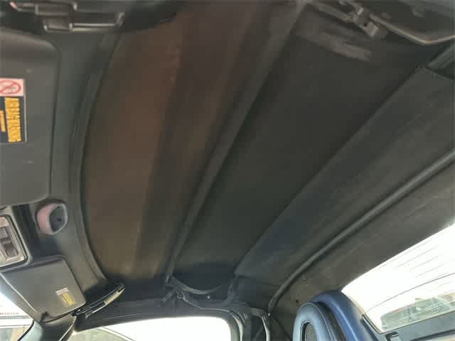 Thumbnail: 2005 Honda S2000 - 24