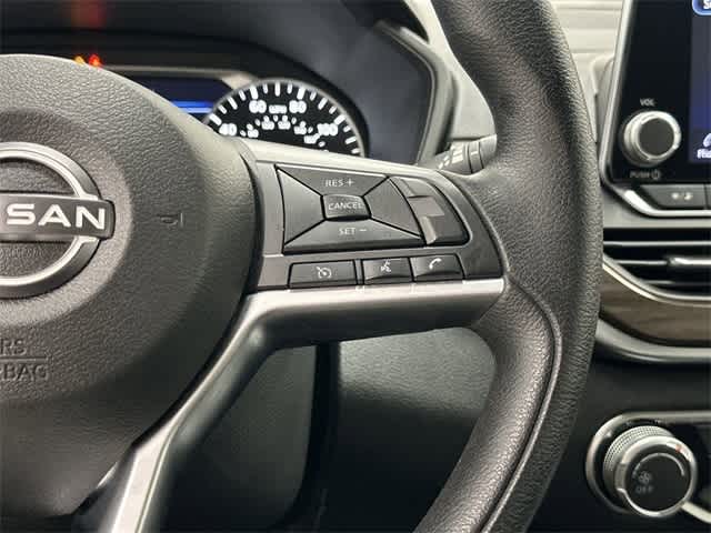 Thumbnail: 2023 Nissan Altima - 18