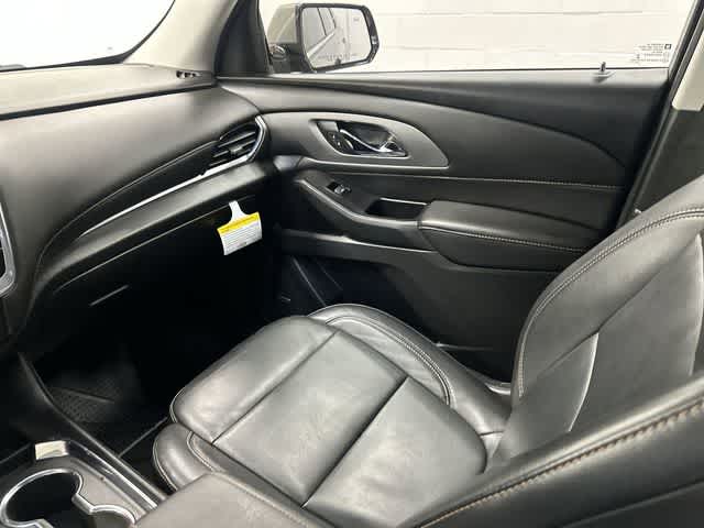 Thumbnail: 2019 Chevrolet Traverse - 13