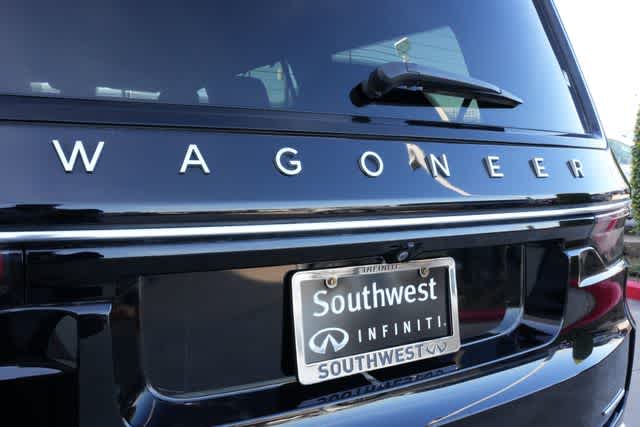 Thumbnail: 2022 Jeep Wagoneer - 20