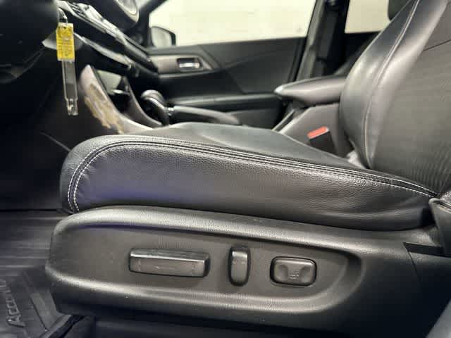 Thumbnail: 2016 Honda Accord - 25