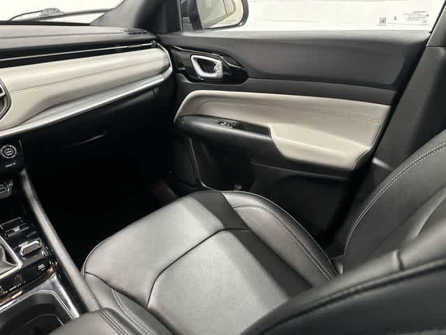 Thumbnail: 2025 Jeep Compass - 13