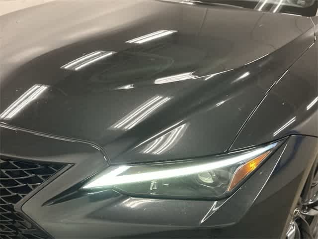 Thumbnail: 2023 Lexus IS - 32