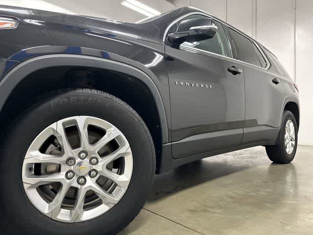 Thumbnail: 2019 Chevrolet Traverse - 27