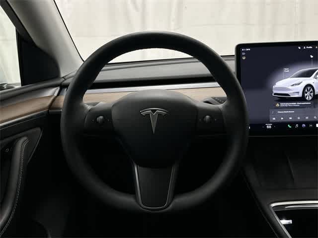 Thumbnail: 2023 Tesla Model Y - 15