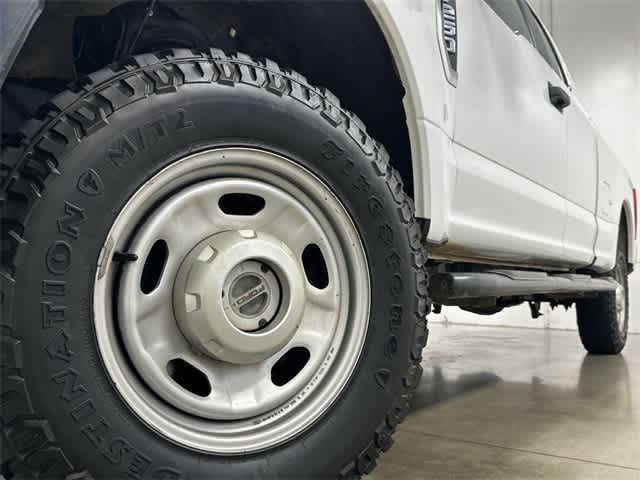 Thumbnail: 2020 Ford F-250 - 27