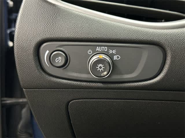 Thumbnail: 2024 Chevrolet Malibu - 19