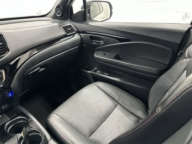 Thumbnail: 2022 Honda Pilot - 13