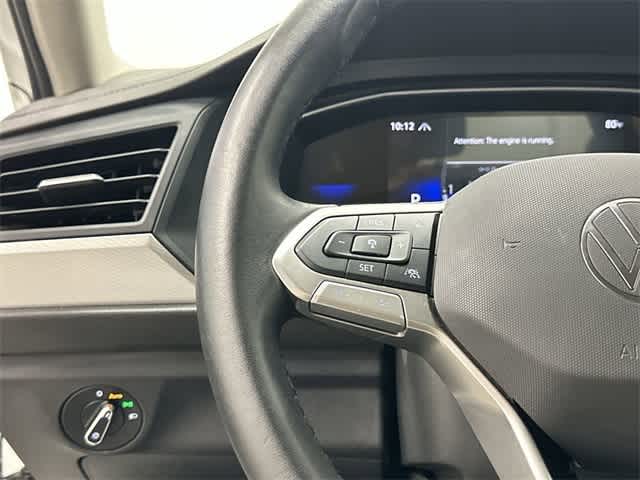 Thumbnail: 2024 Volkswagen Jetta - 17