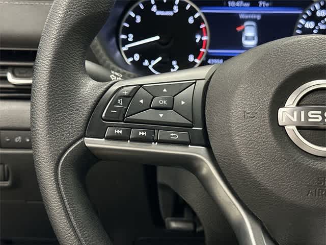 Thumbnail: 2024 Nissan Sentra - 17