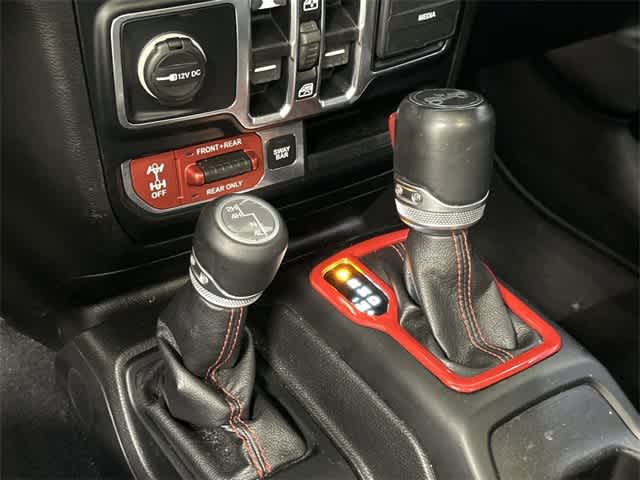 Thumbnail: 2019 Jeep Wrangler - 22