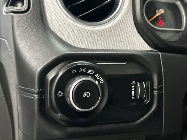 Thumbnail: 2024 Jeep Wrangler - 19