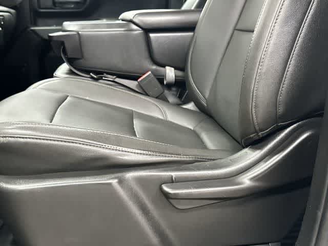 Thumbnail: 2021 Chevrolet Silverado 3500 - 25