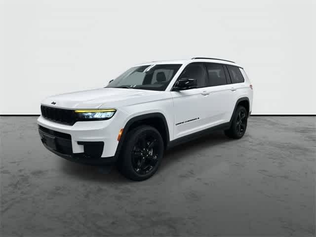 Thumbnail: 2023 Jeep Grand Cherokee - 8