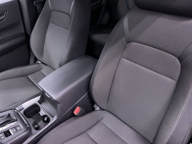 2025 Honda CR-V LX - Photo 10