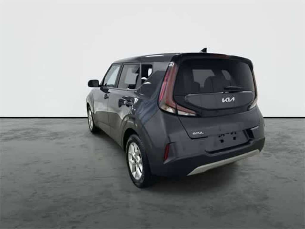 Used 2023 Kia Soul LX Hatchback