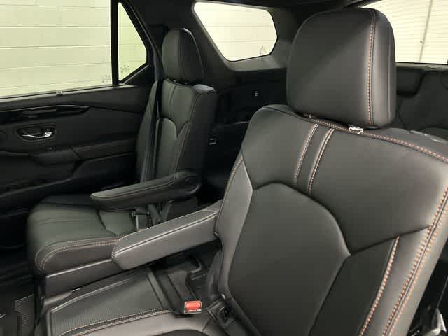 Thumbnail: 2026 Honda Pilot - 14