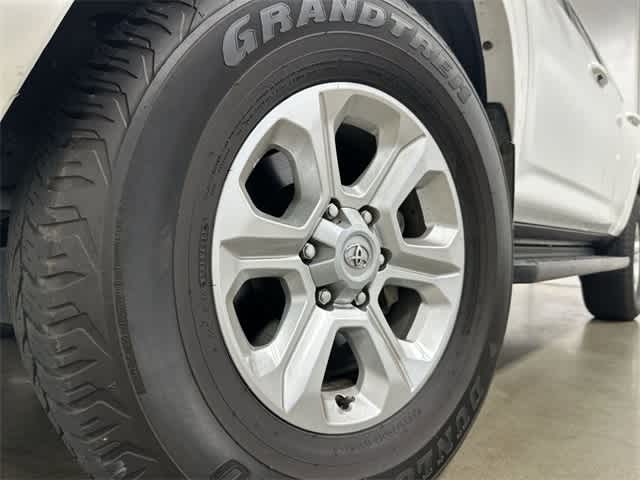 Thumbnail: 2024 Toyota 4Runner - 29