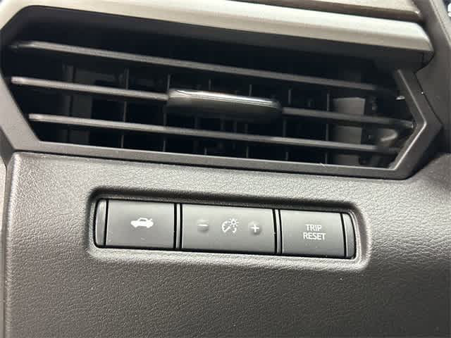 Thumbnail: 2023 Nissan Altima - 19