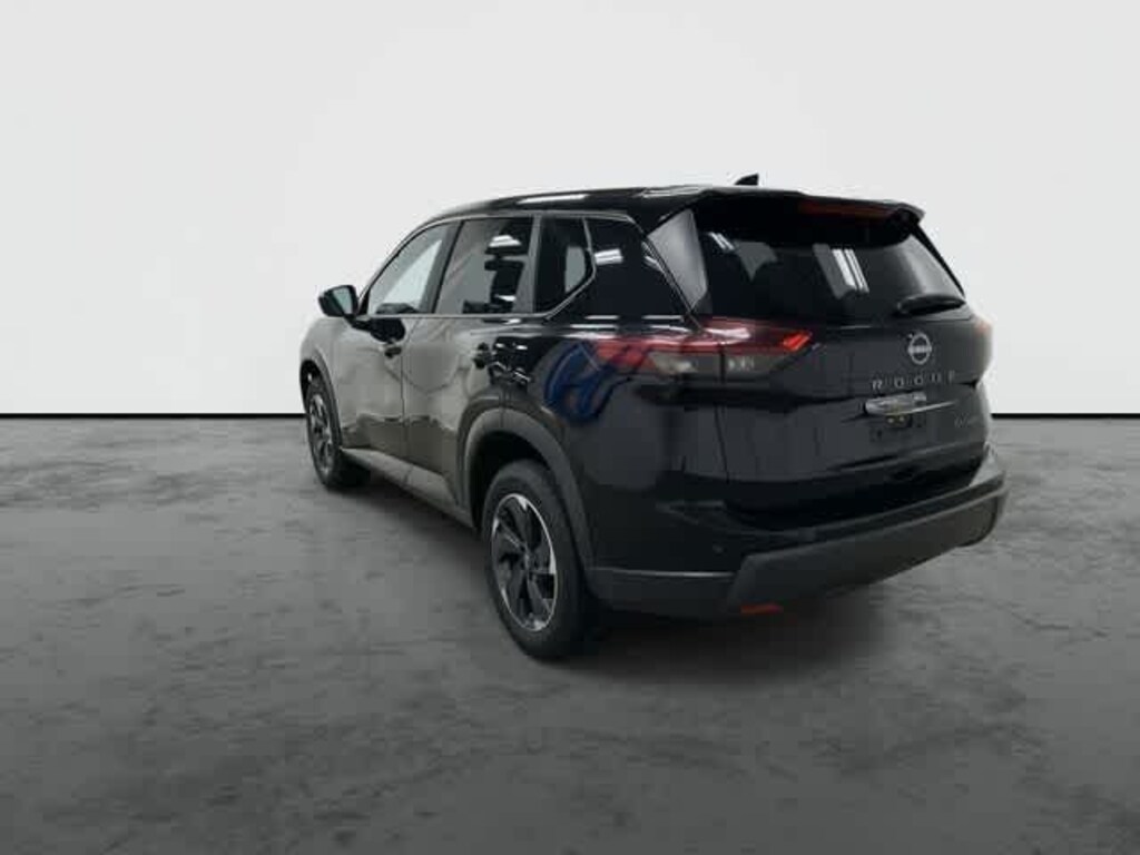 Used 2024 Nissan Rogue SV SUV