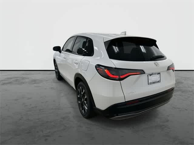 2026 Honda HR-V EX-L photo 2