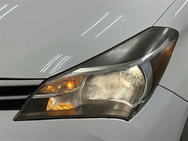 Thumbnail: 2015 Toyota Yaris - 30