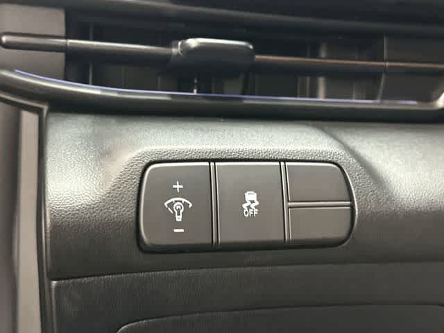 Thumbnail: 2024 Hyundai Elantra - 19