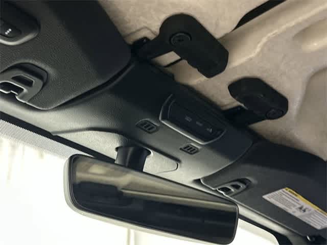 Thumbnail: 2019 Jeep Wrangler - 18