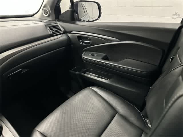 Thumbnail: 2023 Honda Ridgeline - 13