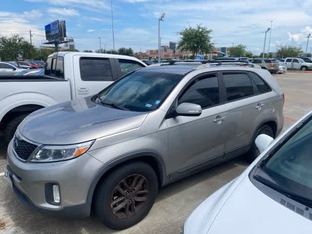 Thumbnail: 2015 Kia Sorento - 2