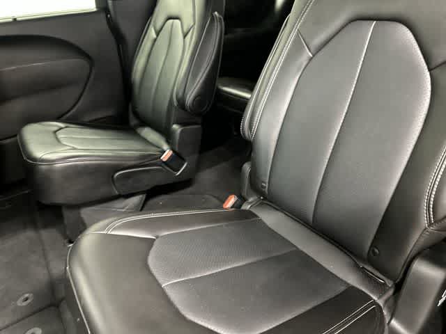 Thumbnail: 2025 Chrysler Pacifica - 11