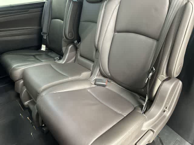 Thumbnail: 2019 Honda Odyssey - 11