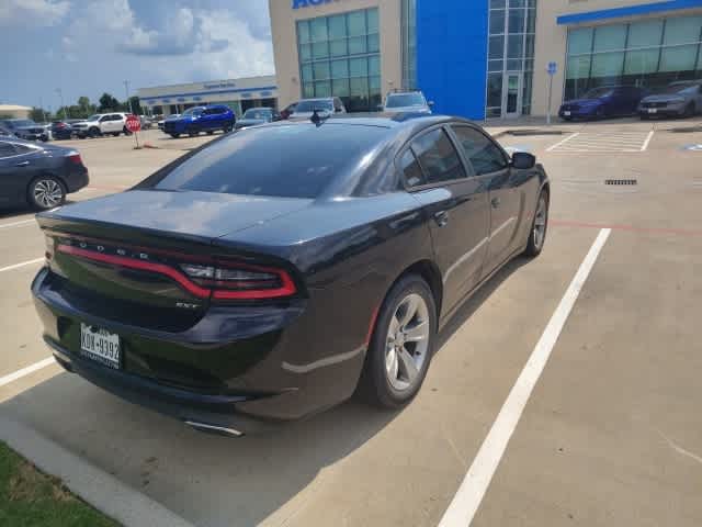 Thumbnail: 2016 Dodge Charger - 4