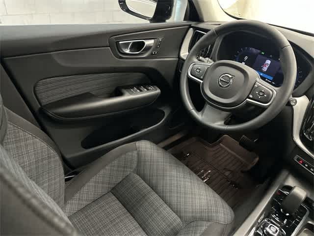 Thumbnail: 2024 Volvo XC60 - 12