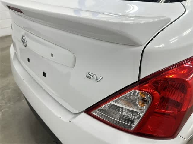2019 Nissan Versa 1.6 SV 31