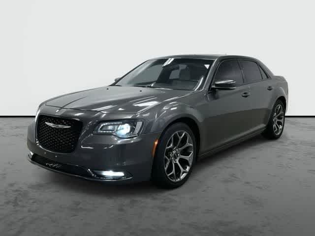 2018 Chrysler 300 S's photo