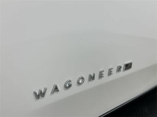 Thumbnail: 2023 Jeep Wagoneer - 31