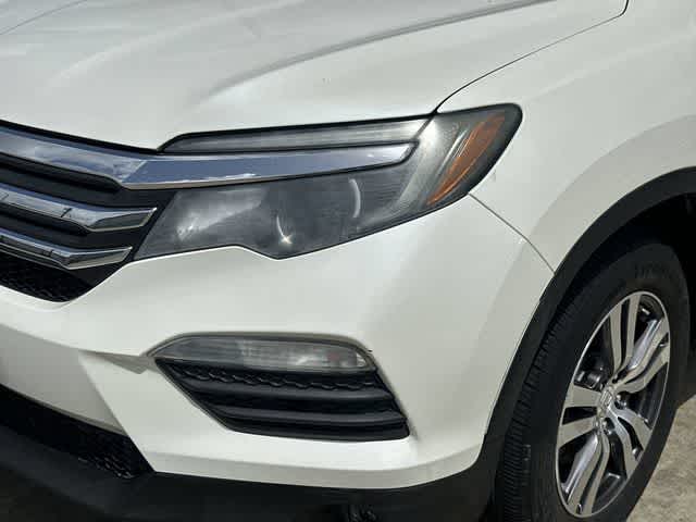 Thumbnail: 2017 Honda Pilot - 31