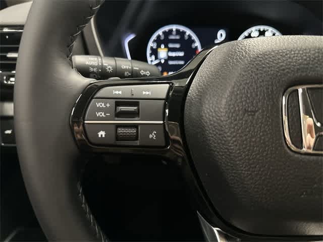 Thumbnail: 2025 Honda Pilot - 18